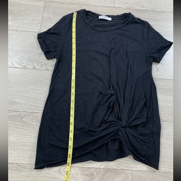 Stateside Black Knot Front Short Sleeve Tee - Picture 10 of 10